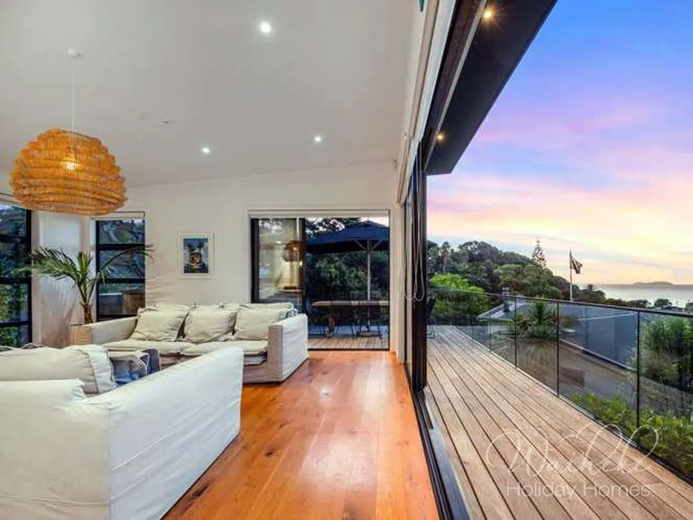 Kahiwi House - Spa Pool!